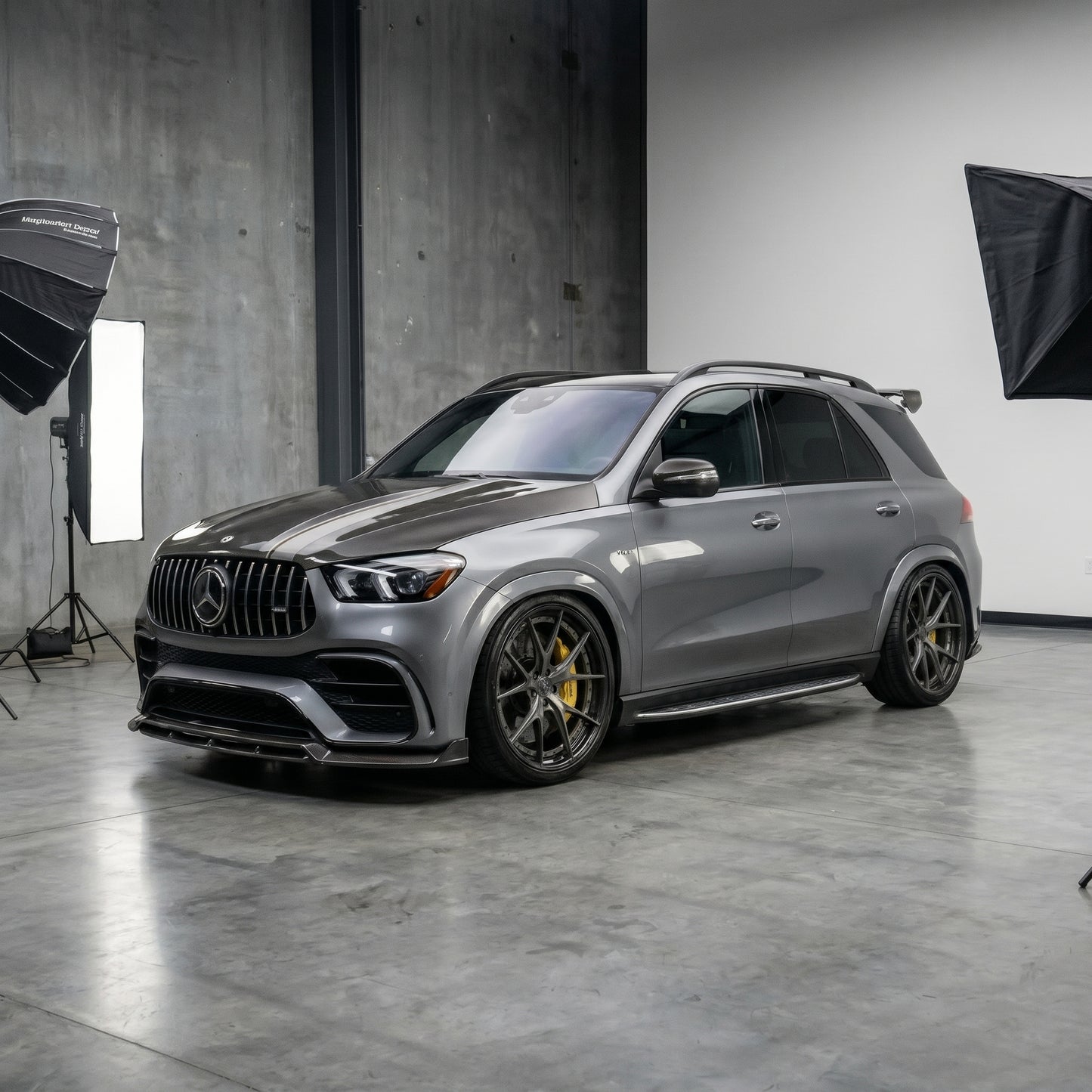 Carbon Fiber Wheels for the G63 AMG SL63 AMG GLE63 S63 GT63S GTR GTS E63 C63 CLS63 CLE53 Black Series SLS SLR