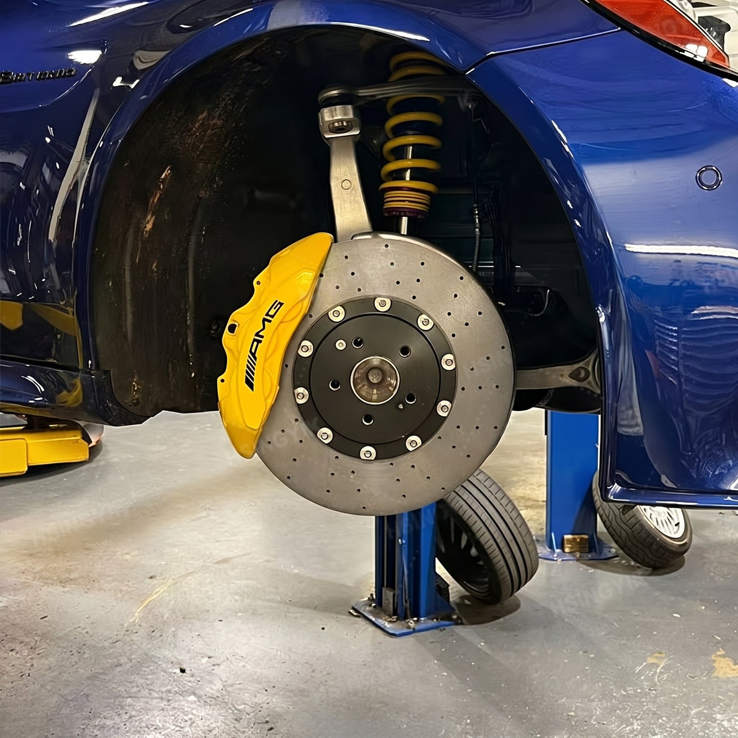 Carbon Ceramic Brakes – Mercedes-AMG GT 4-Door Coupe