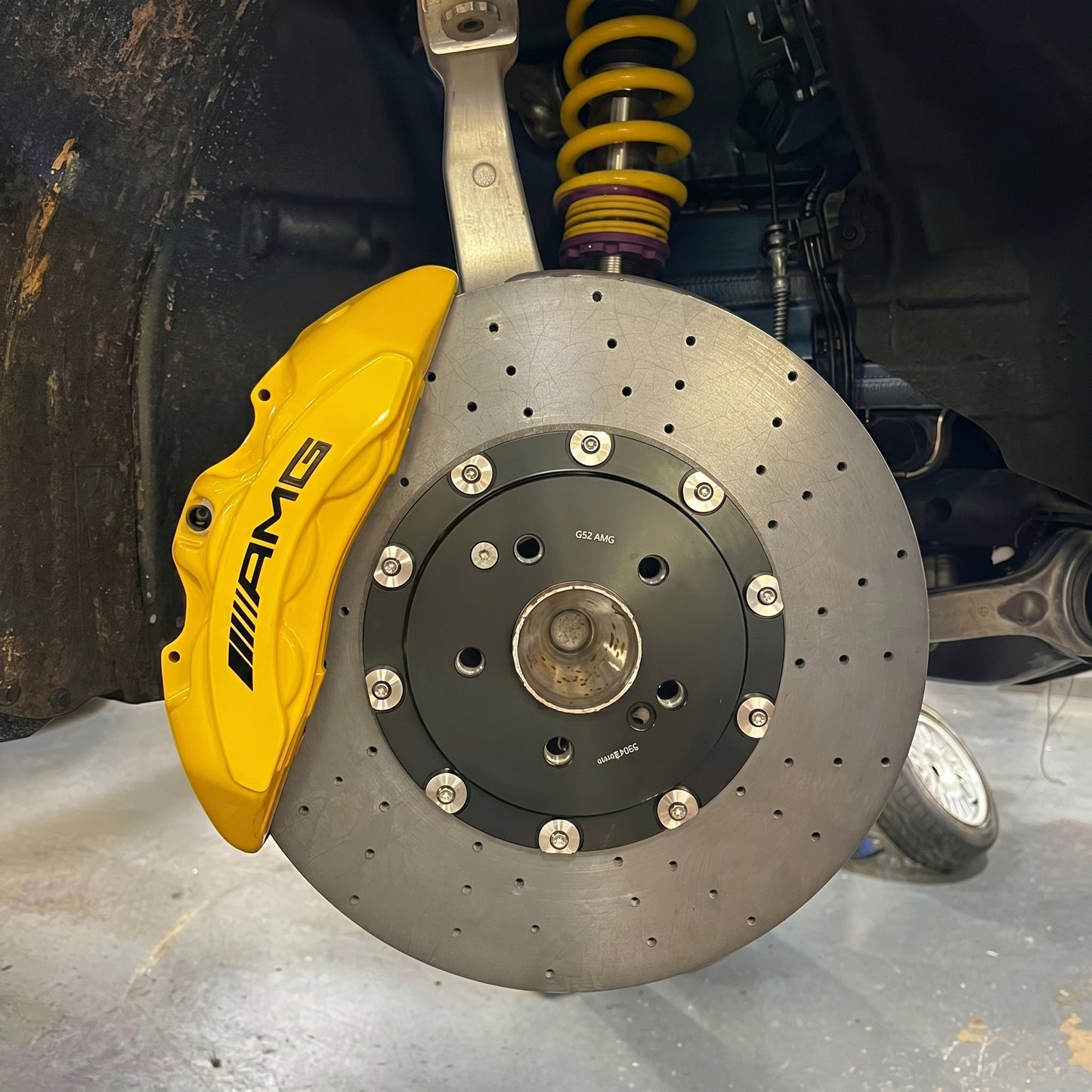 Carbon Ceramic Brakes – Mercedes-AMG GT 4-Door Coupe