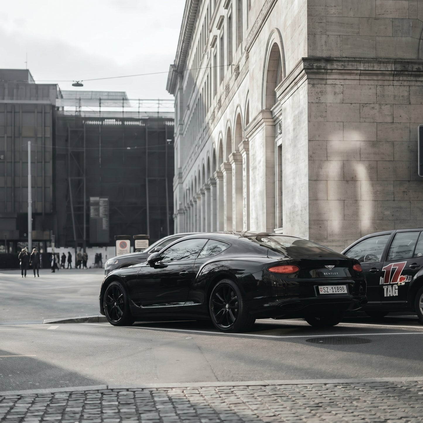 Carbon Ceramic Rotors and Brake Pads for the Bentley Continental GT