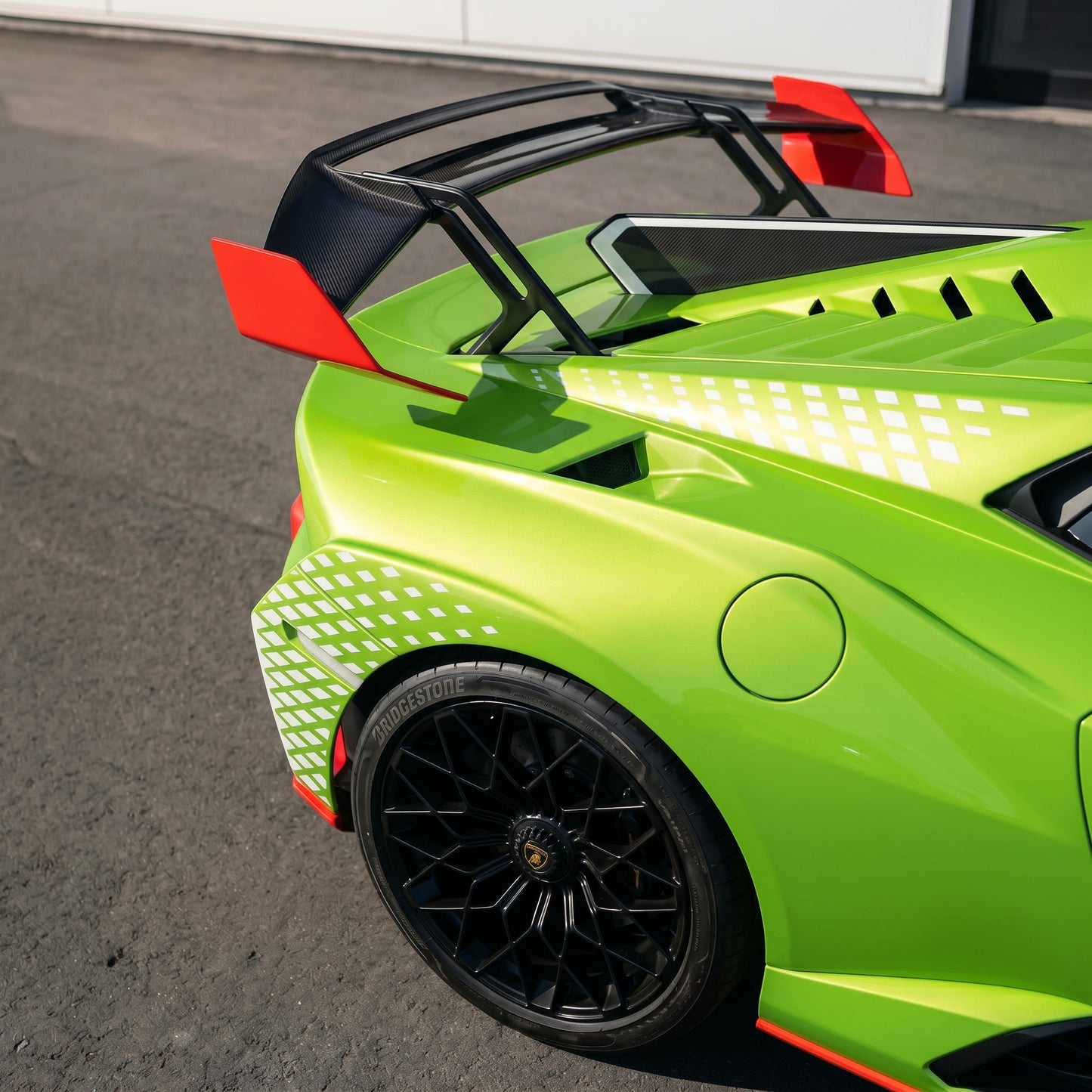Carbon Fiber Rear Wing – Lamborghini Huracán STO Fitment