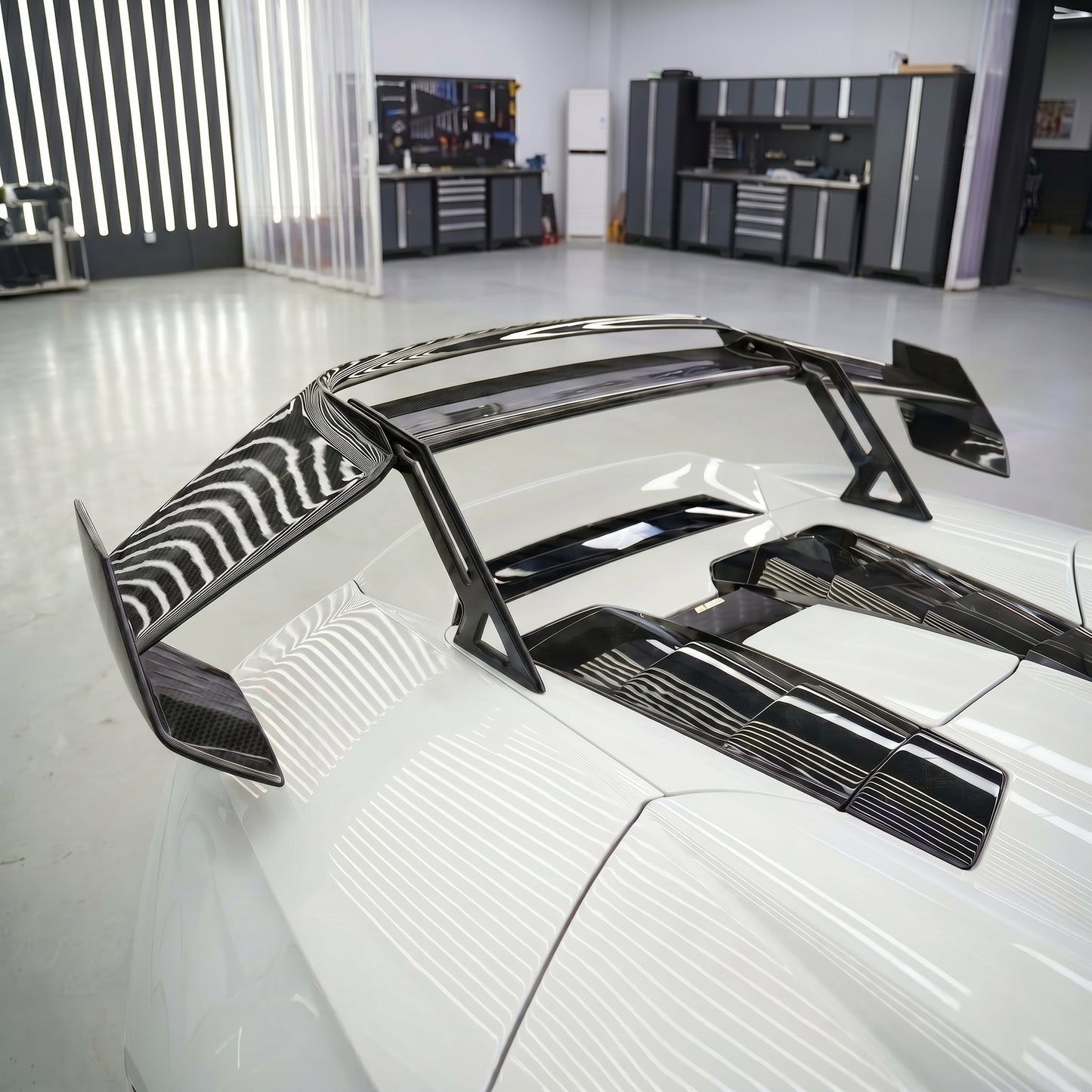 Carbon Fiber Rear Wing – Lamborghini Huracán STO Fitment