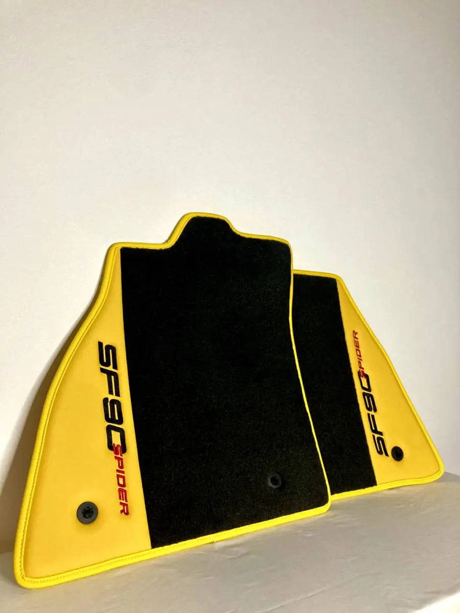 Ferrari SF90 Spider Floor Mats Players Club Cars