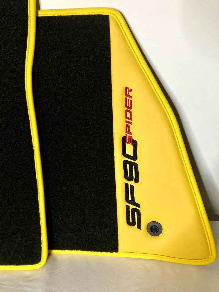 Ferrari SF90 Spider Floor Mats Players Club Cars