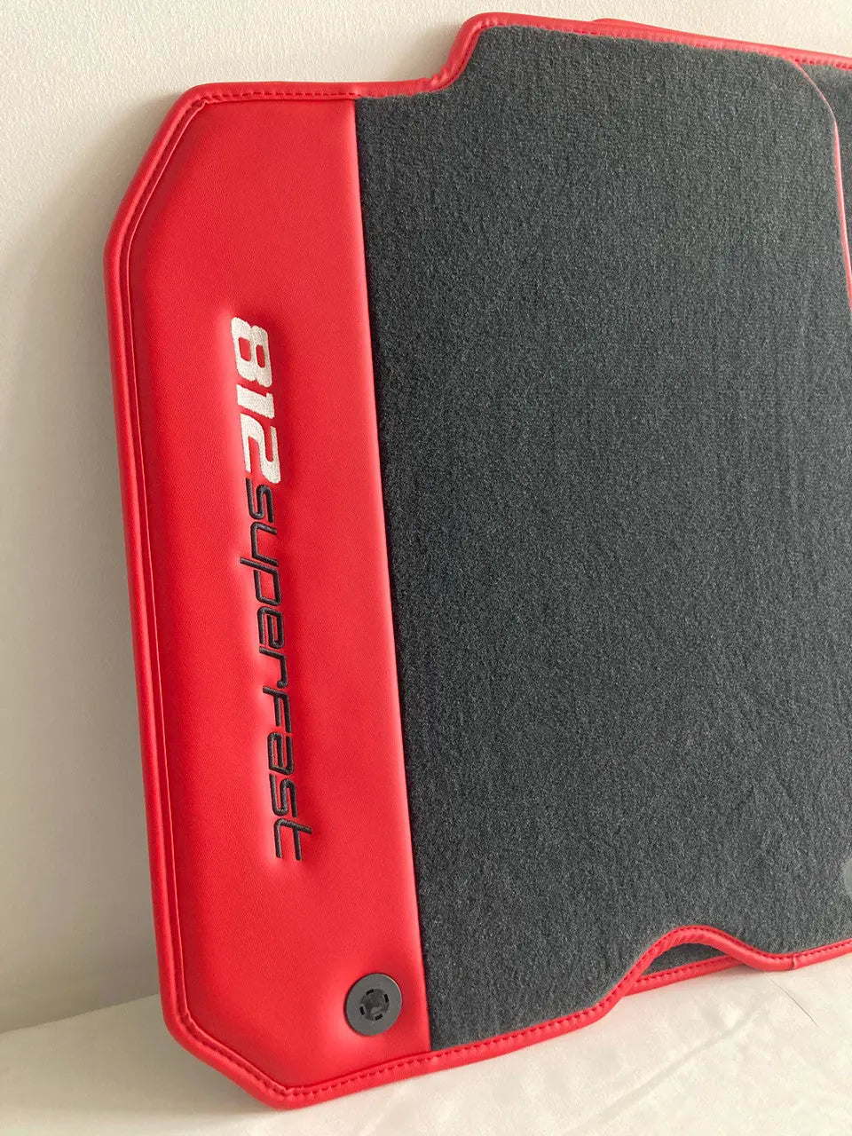 Ferrari 812 Superfast Floor Mats Players Club Cars