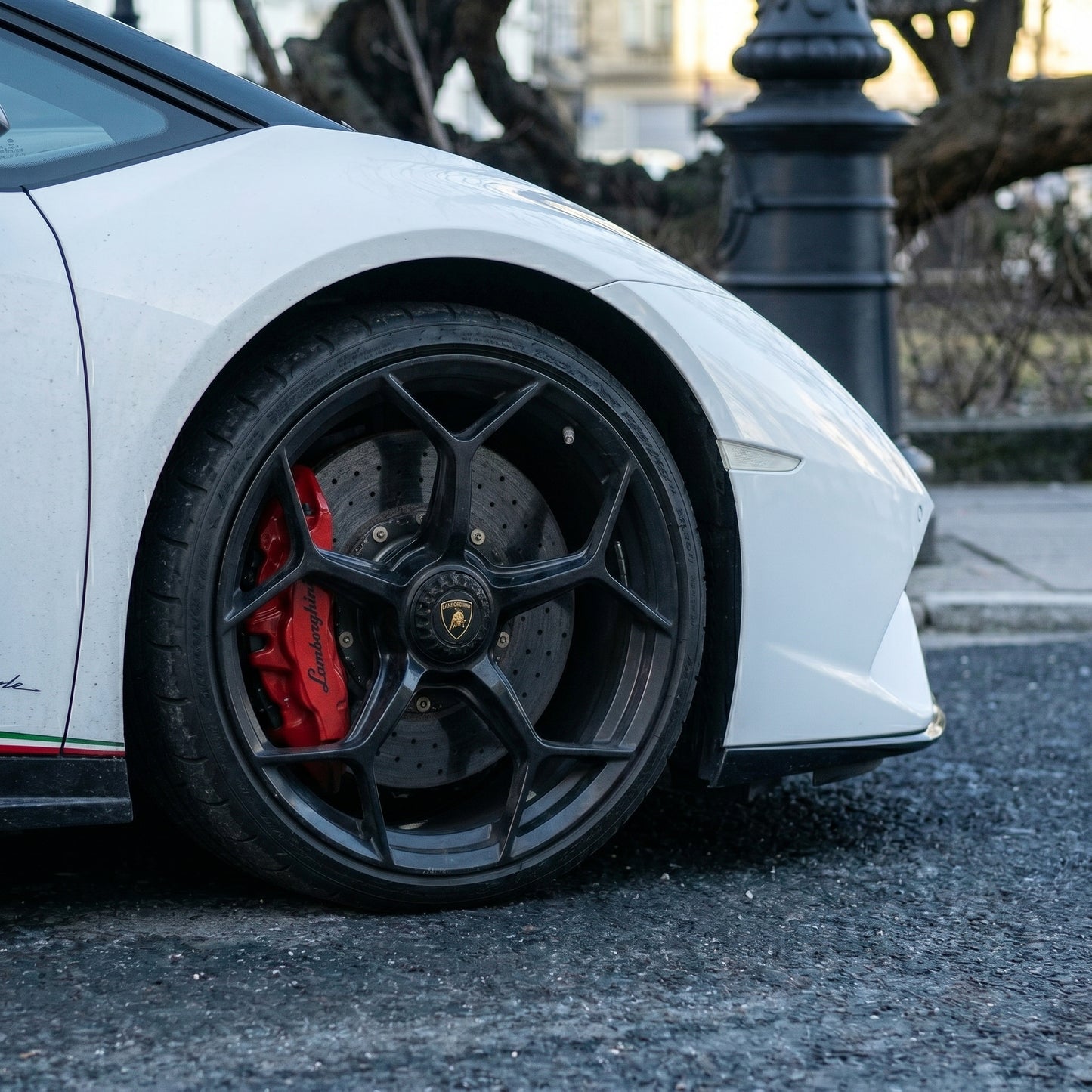 Loge Forged Monoblock Wheels for Huracán Performante