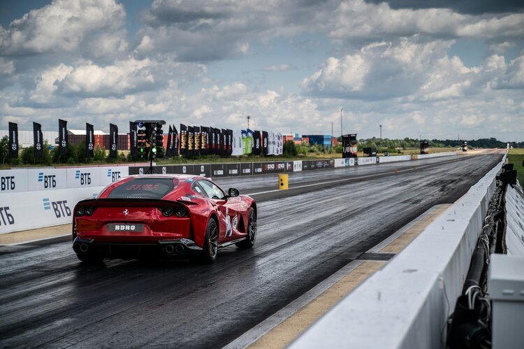 Ferrari 812 Superfast Carbon Ceramic Brakes
